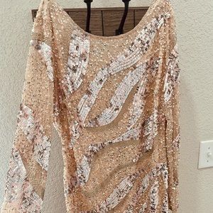 Adrianna Papell US 16 Rose gold sequin mini dress